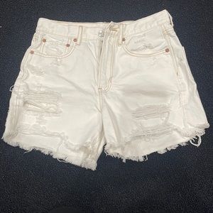 AEO 90s boyfriend shorts